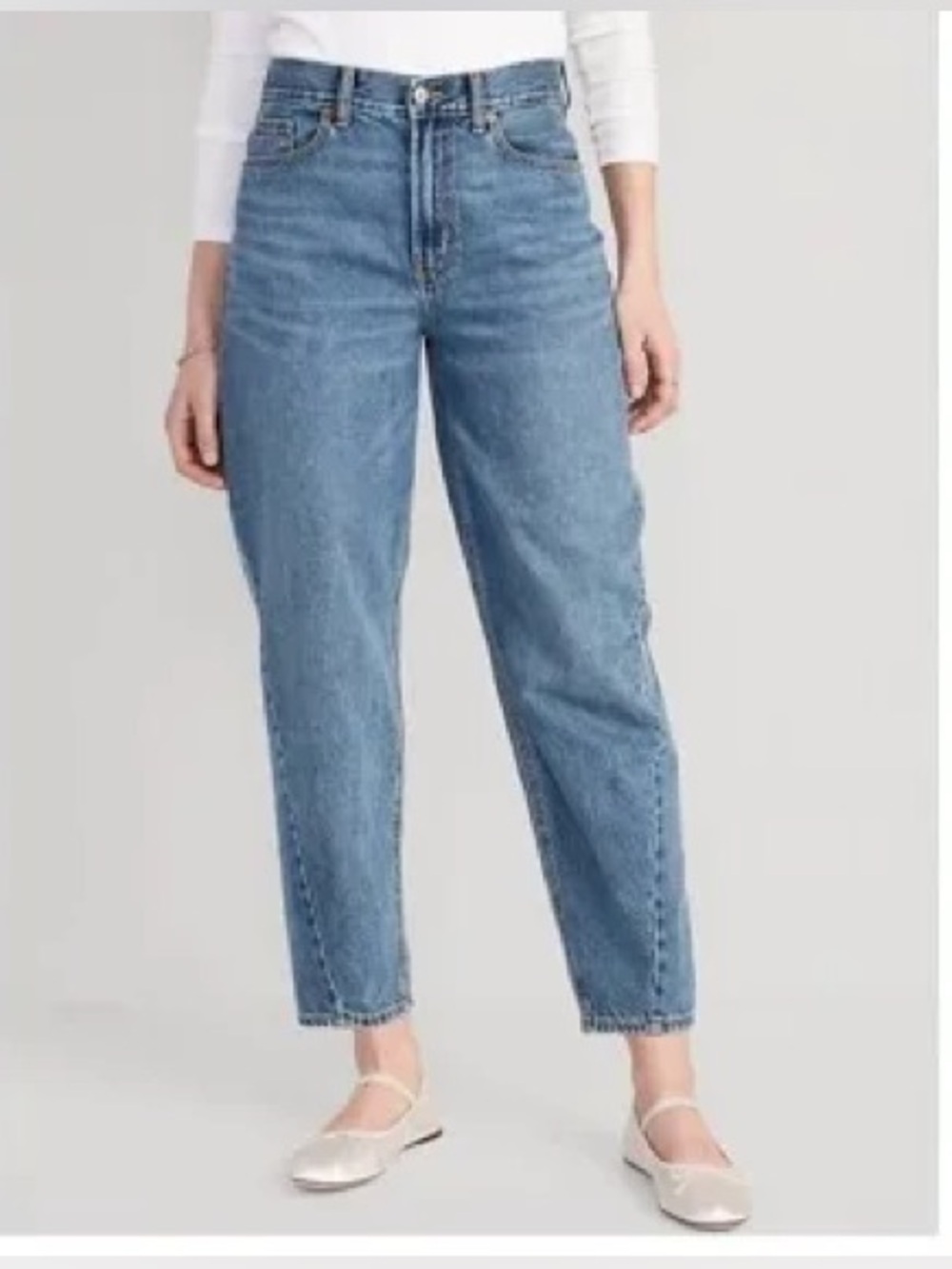 Old Navy Extra High-Waisted Balloon Ankle Jeans